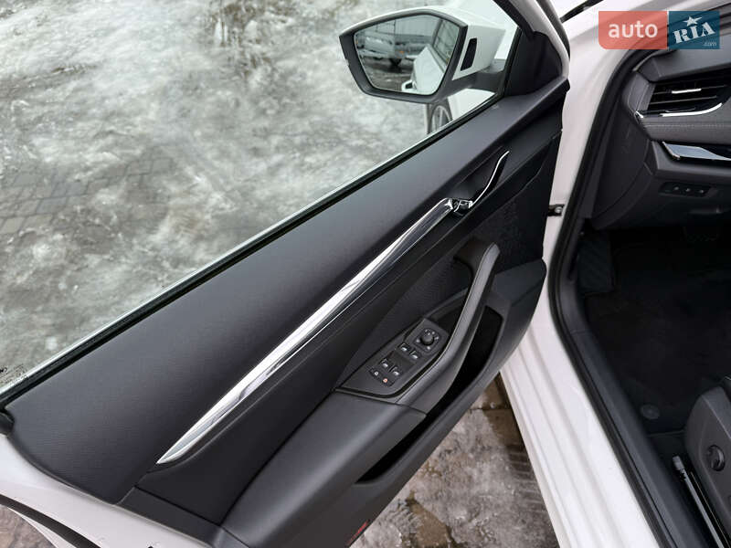 Лифтбек Skoda Octavia 2020 в Луцке