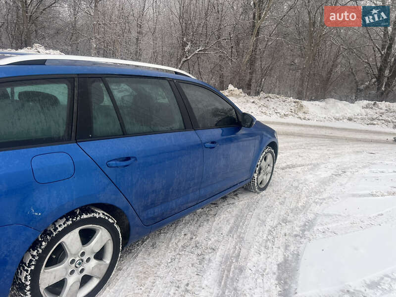 Универсал Skoda Octavia 2015 в Львове фото 6 Универсал Skoda Octavia 2015 в Львове