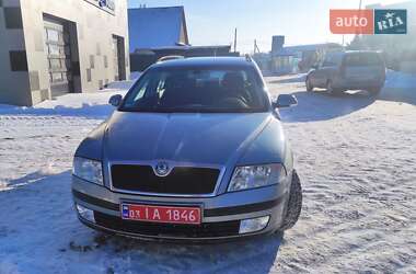 Універсал Skoda Octavia 2006 в Сарнах