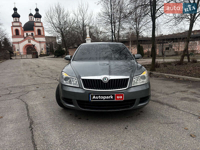 Лифтбек Skoda Octavia 2012 в Запорожье