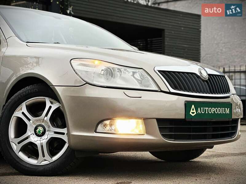 Универсал Skoda Octavia 2009 в Киеве фото 4 Универсал Skoda Octavia 2009 в Киеве