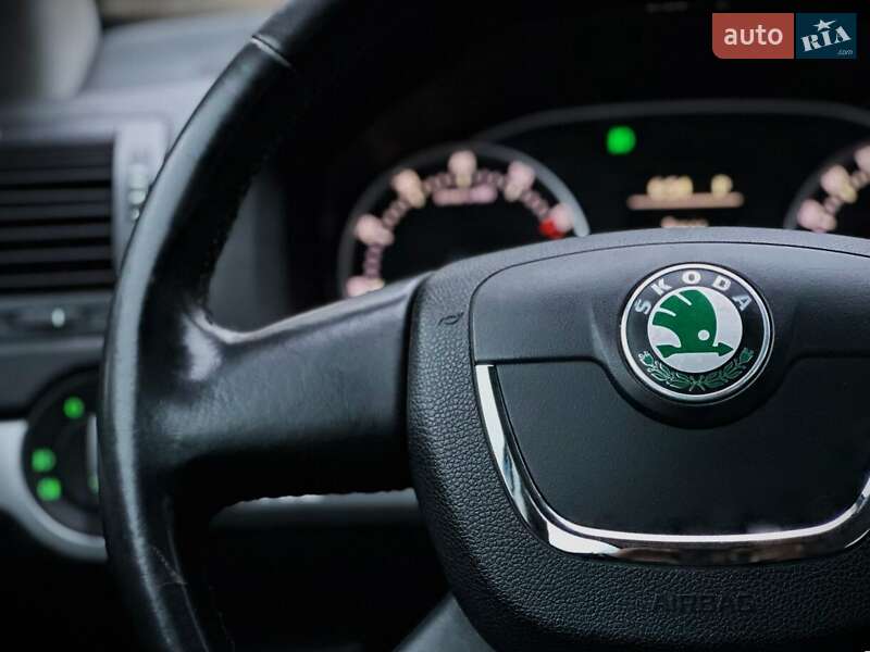 Универсал Skoda Octavia 2009 в Киеве фото 33 Универсал Skoda Octavia 2009 в Киеве