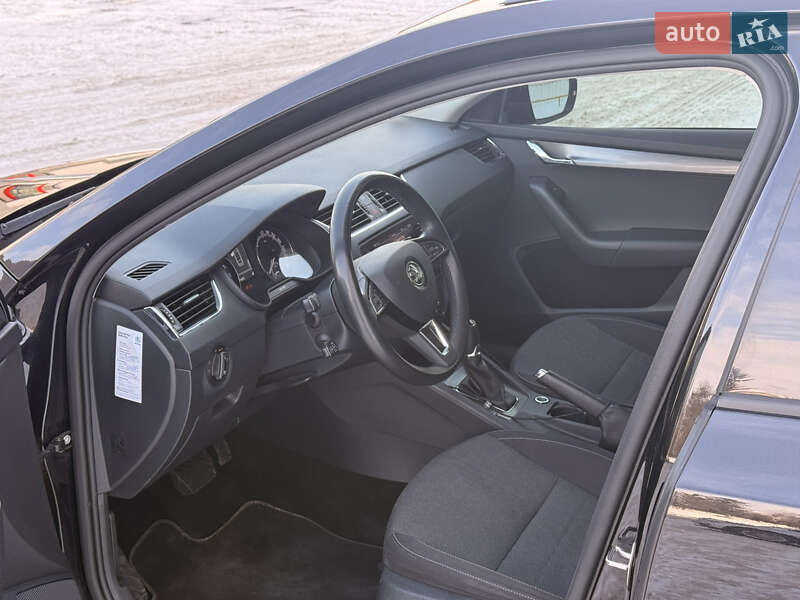 Универсал Skoda Octavia 2019 в Луцке фото 15 Универсал Skoda Octavia 2019 в Луцке