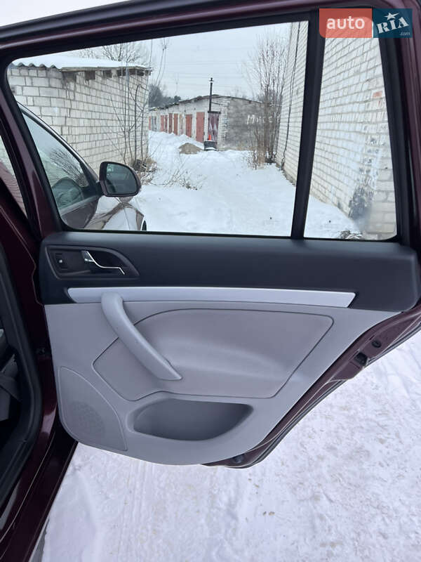 Универсал Skoda Octavia 2011 в Ковеле