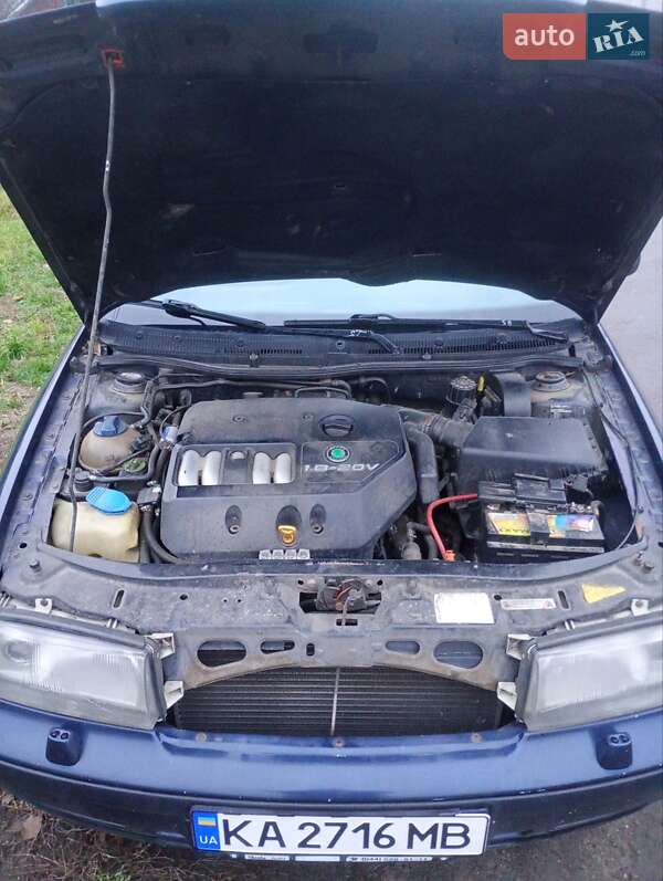 Лифтбек Skoda Octavia 1998 в Житомире