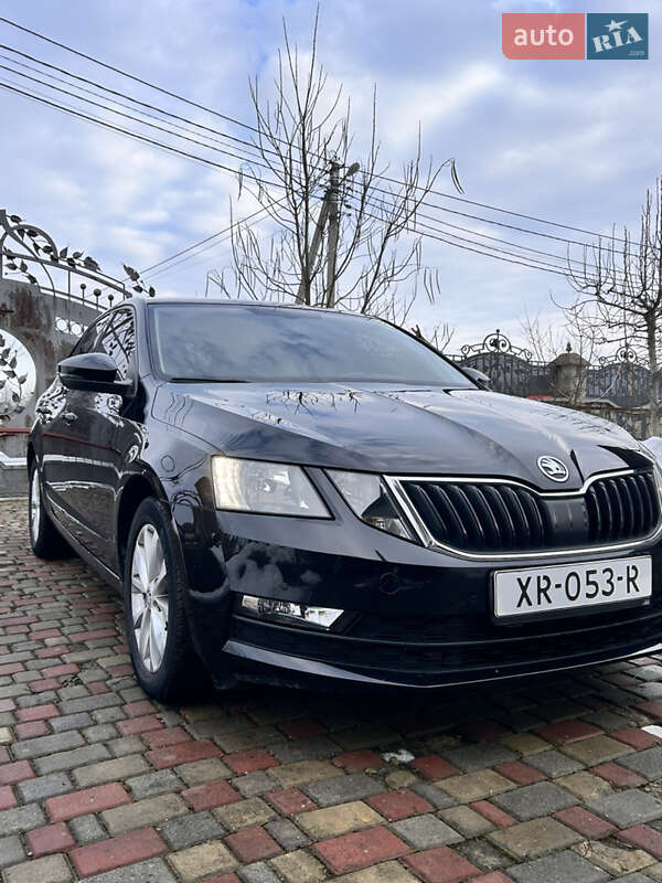 Лифтбек Skoda Octavia 2019 в Ивано-Франковске