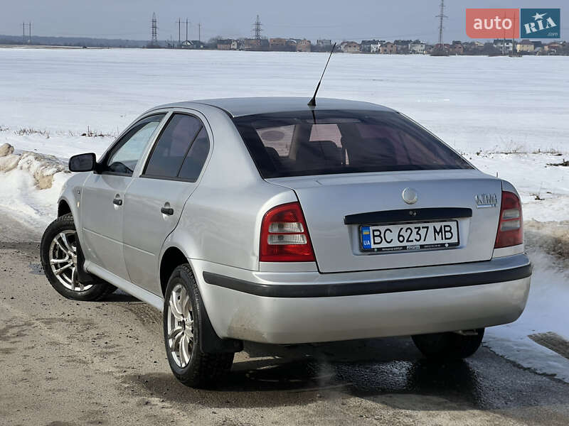 Лифтбек Skoda Octavia 2002 в Стрые фото 10 Лифтбек Skoda Octavia 2002 в Стрые