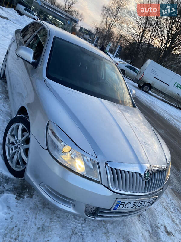 Лифтбек Skoda Octavia 2012 в Ивано-Франковске фото Лифтбек Skoda Octavia 2012 в Ивано-Франковске