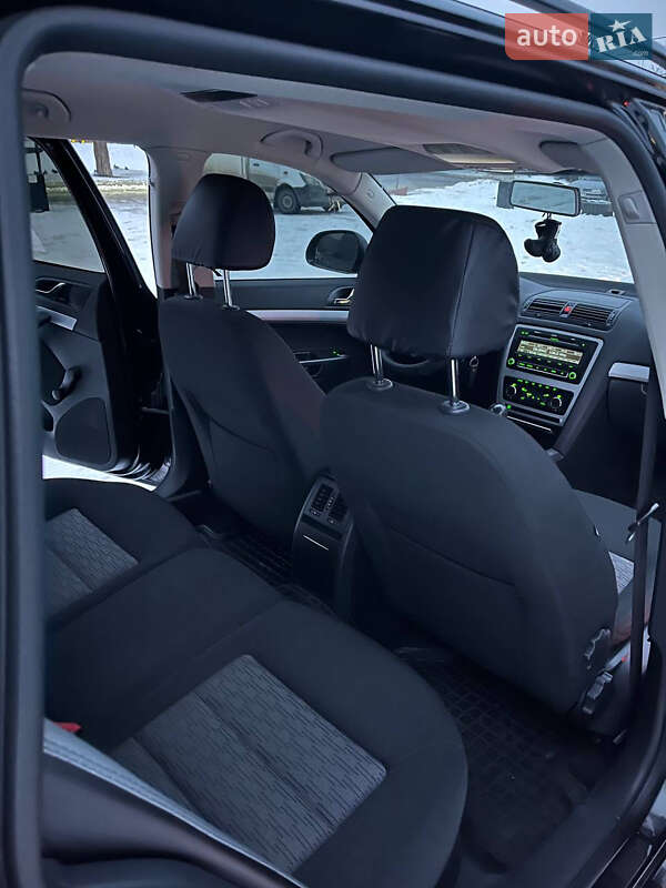 Универсал Skoda Octavia 2008 в Львове