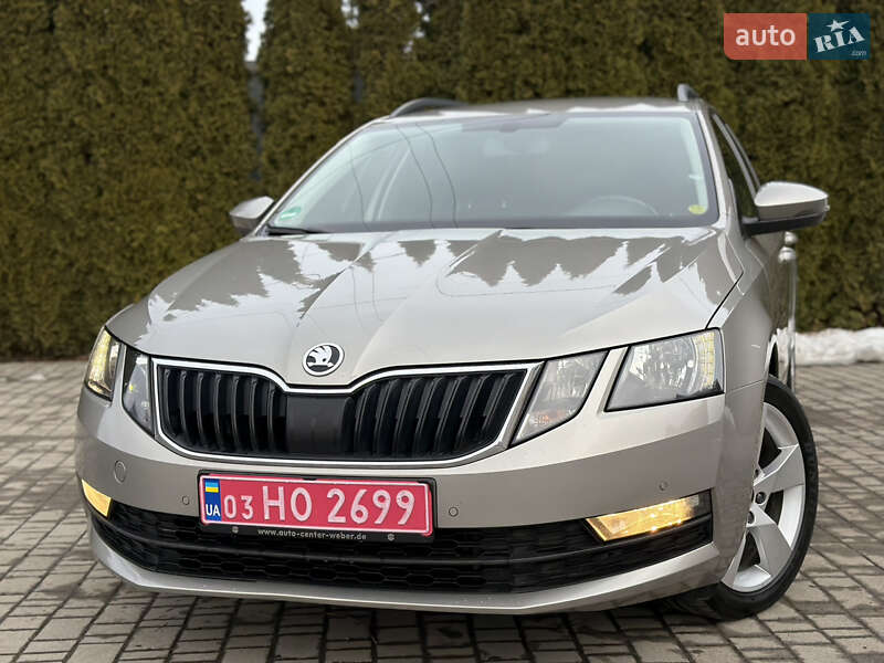 Универсал Skoda Octavia 2017 в Львове