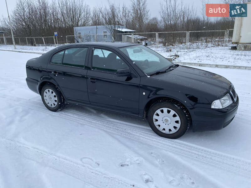 Лифтбек Skoda Octavia 2005 в Ахтырке