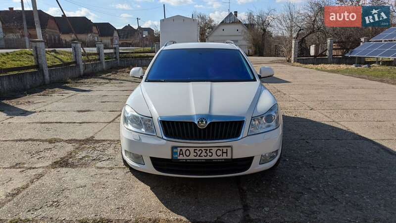 Универсал Skoda Octavia 2011 в Сваляве