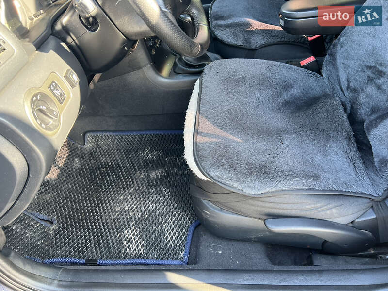 Лифтбек Skoda Octavia 2003 в Шептицькому фото 12 Лифтбек Skoda Octavia 2003 в Шептицькому