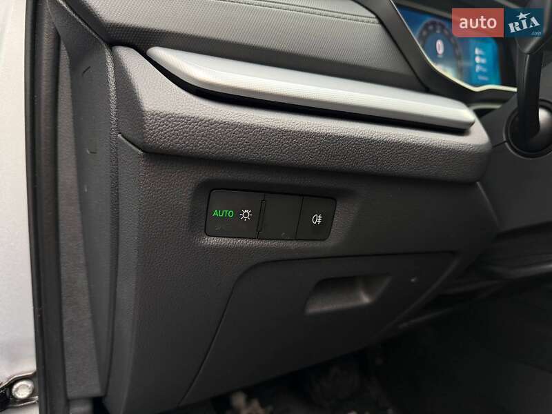 Лифтбек Skoda Octavia 2024 в Киеве фото 14 Лифтбек Skoda Octavia 2024 в Киеве