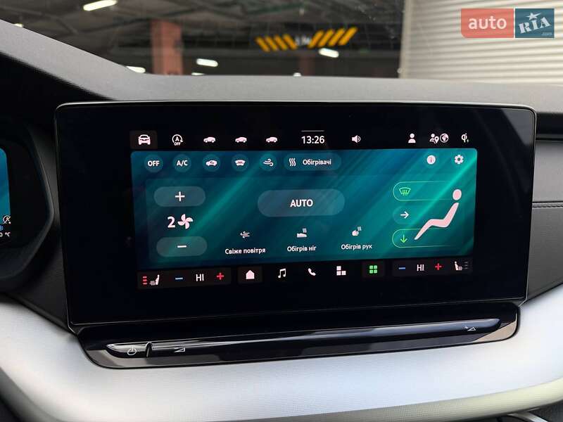 Лифтбек Skoda Octavia 2024 в Киеве фото 24 Лифтбек Skoda Octavia 2024 в Киеве