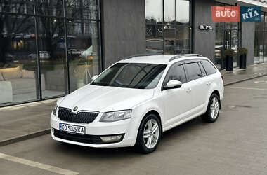 Універсал Skoda Octavia 2016 в Ужгороді