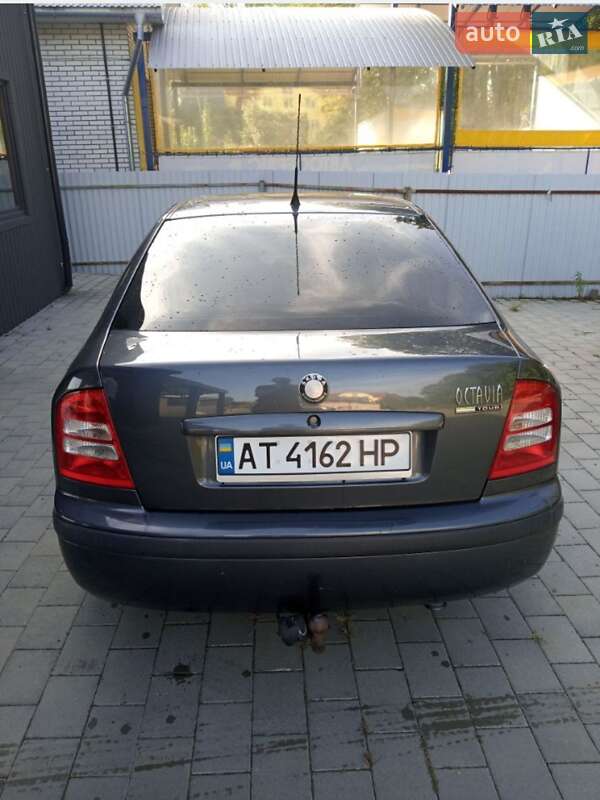 Лифтбек Skoda Octavia 2010 в Долине