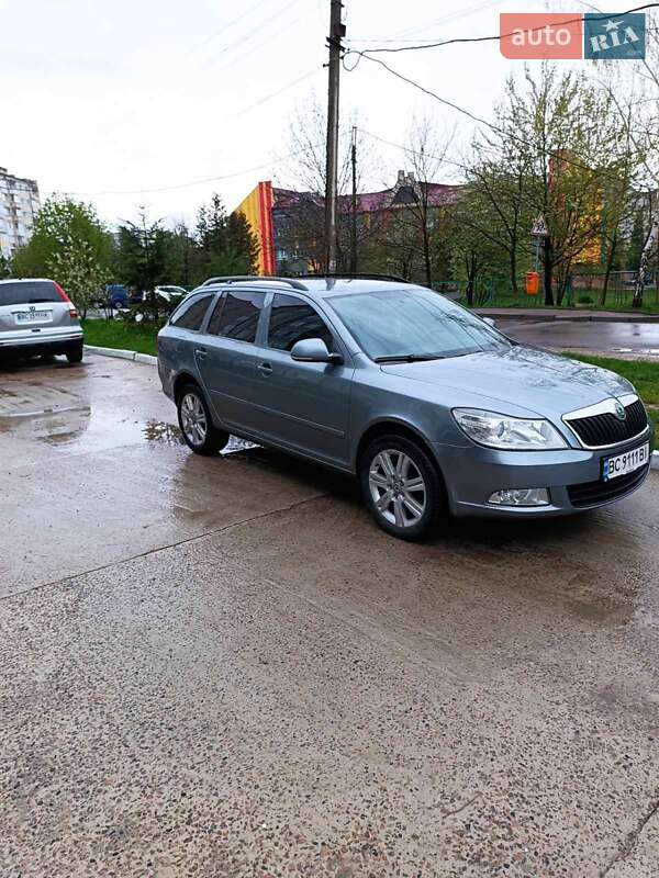 Універсал Skoda Octavia 2012 в Трускавці