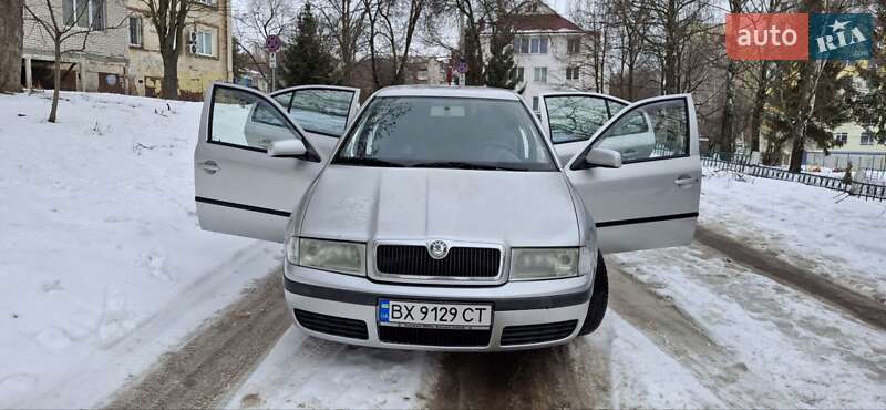 Лифтбек Skoda Octavia 2003 в Хмельницком