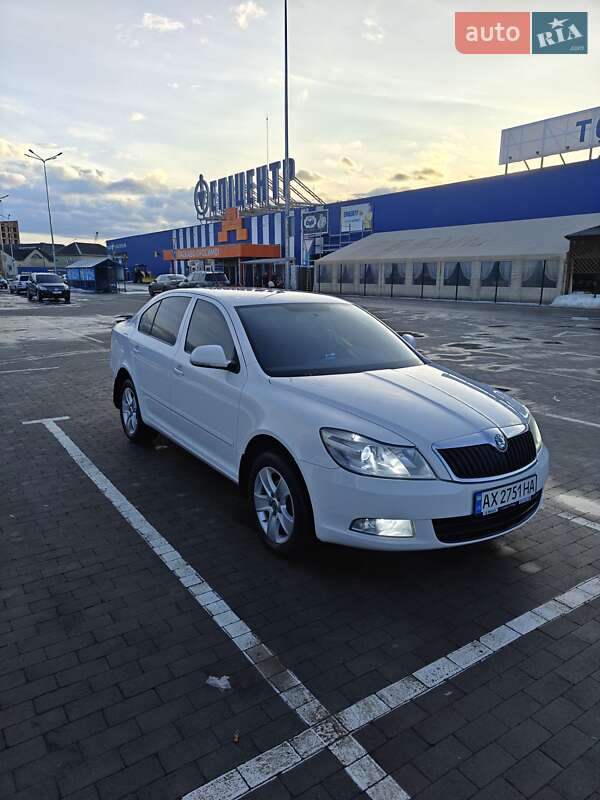 Лифтбек Skoda Octavia 2012 в Калуше