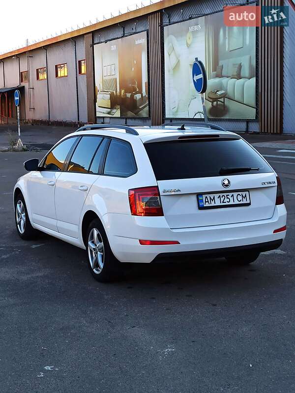 Универсал Skoda Octavia 2014 в Житомире