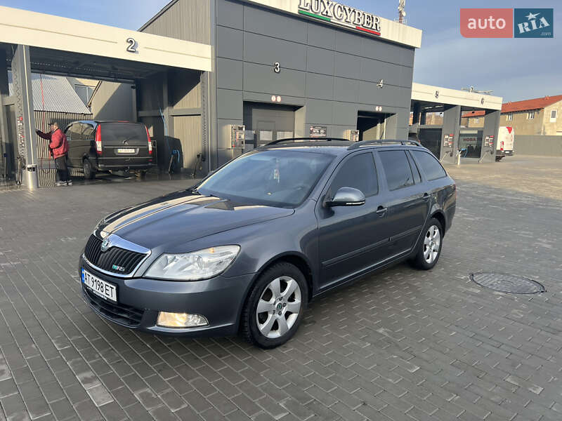 Универсал Skoda Octavia 2009 в Хусте