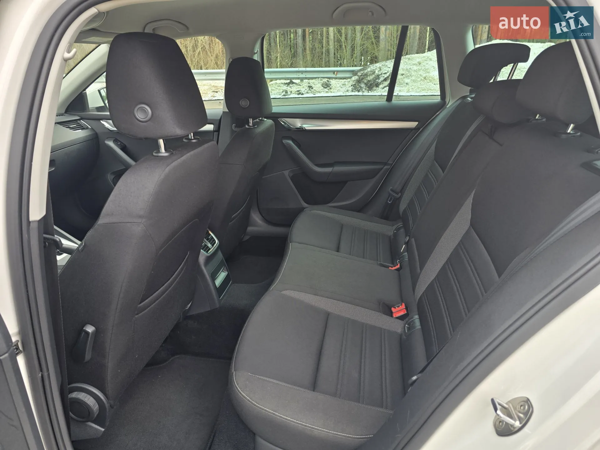 2017 Skoda Octavia - мініатюра 36