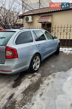 Универсал Skoda Octavia 2010 в Пересечном