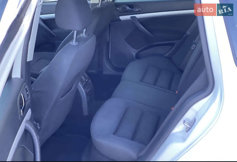 Универсал Skoda Octavia 2011 в Днепре