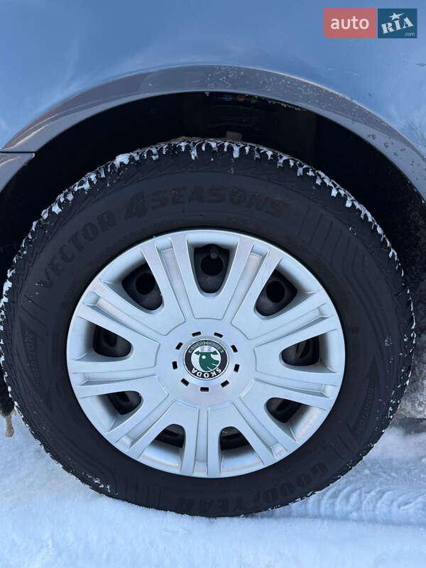 Универсал Skoda Octavia 2009 в Виннице