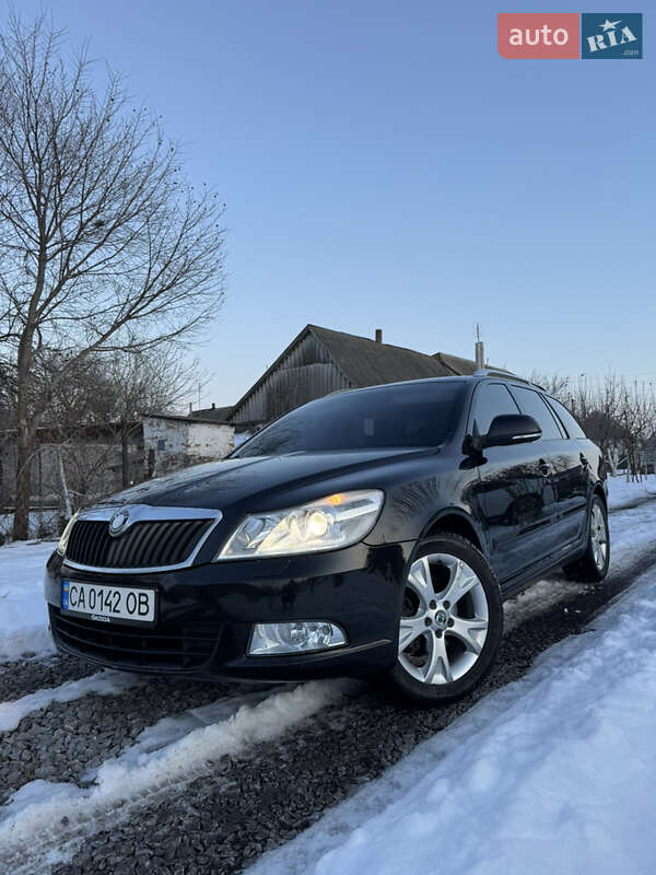Универсал Skoda Octavia 2010 в Семеновке