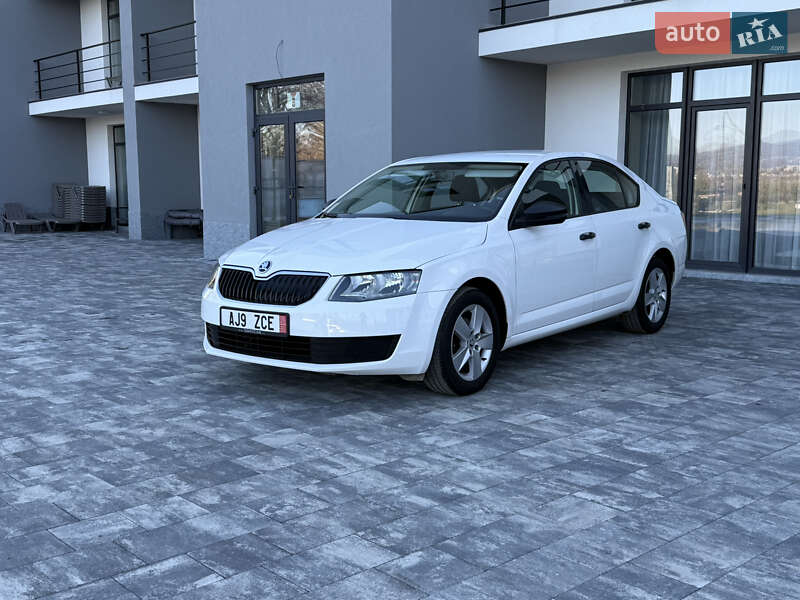 Лифтбек Skoda Octavia 2016 в Иршаве