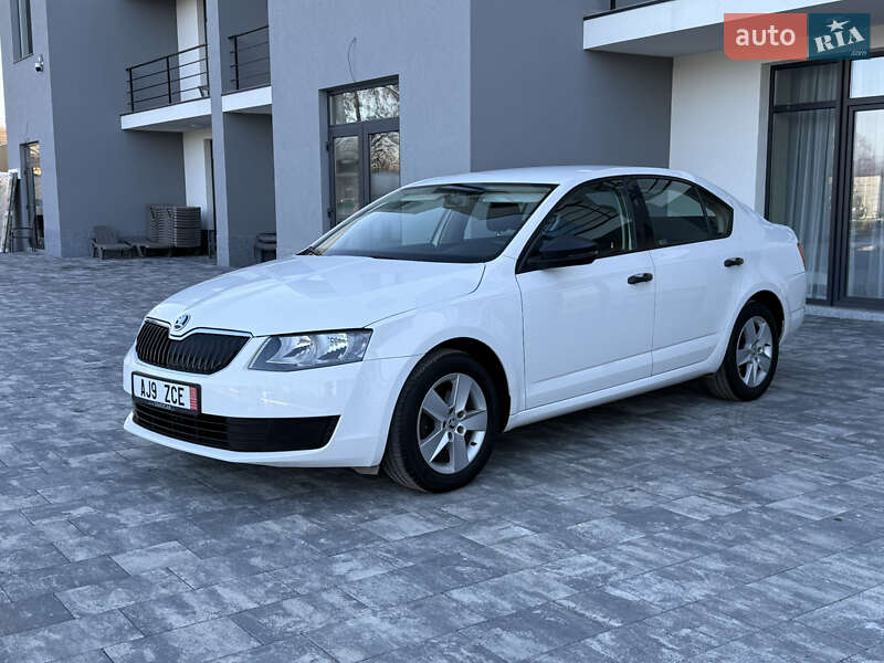 Лифтбек Skoda Octavia 2016 в Иршаве