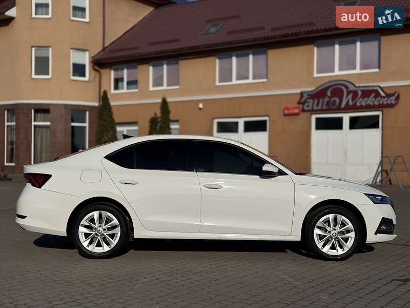 Лифтбек Skoda Octavia 2021 в Мукачево фото Лифтбек Skoda Octavia 2021 в Мукачево