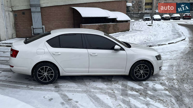 Лифтбек Skoda Octavia 2013 в Киеве