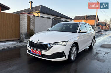 Универсал Skoda Octavia 2022 в Виннице
