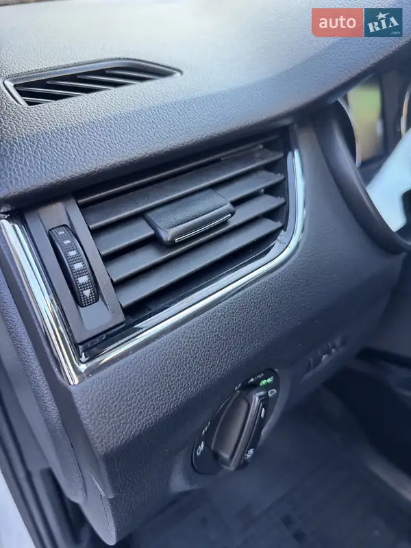 Skoda Octavia 2014 VIN TMBJJ7NE1E0135607 фото оголошення 95 з 142