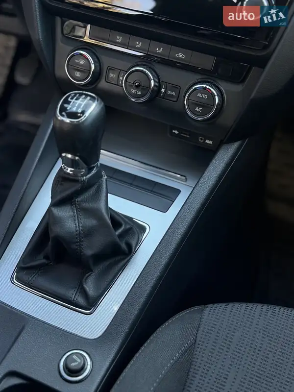 Skoda Octavia 2014 VIN TMBJJ7NE1E0135607 фото оголошення 101 з 142