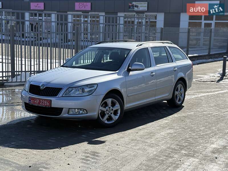 Универсал Skoda Octavia 2012 в Сарнах
