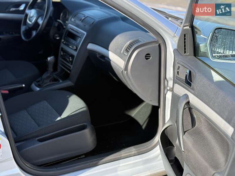 Универсал Skoda Octavia 2012 в Сарнах