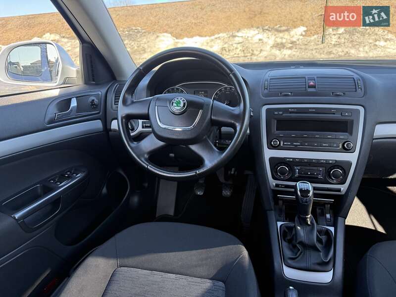 Универсал Skoda Octavia 2012 в Сарнах