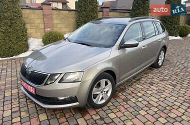 Универсал Skoda Octavia 2018 в Луцке