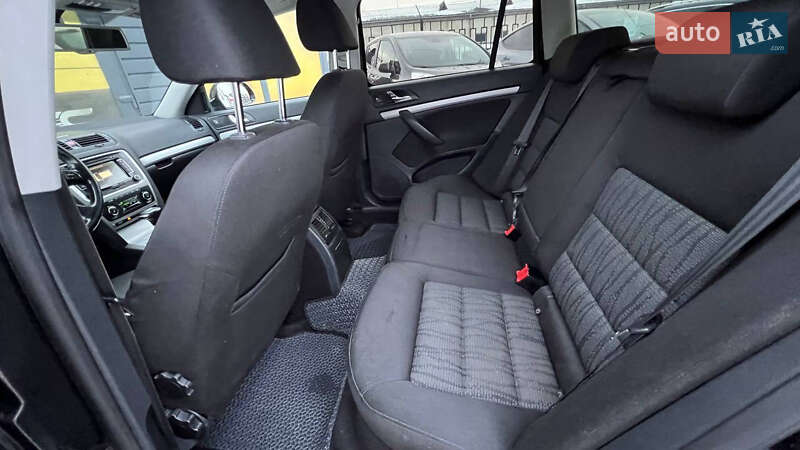 Универсал Skoda Octavia 2011 в Стрые