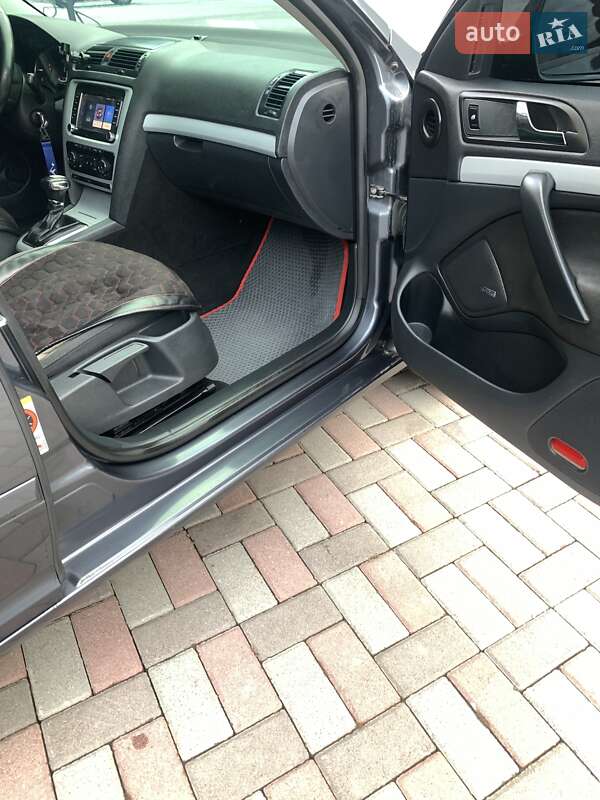 Универсал Skoda Octavia 2011 в Татарове фото 16 Универсал Skoda Octavia 2011 в Татарове