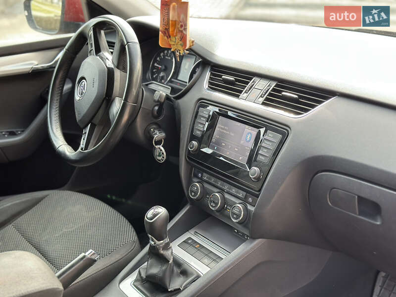 Универсал Skoda Octavia 2014 в Николаеве
