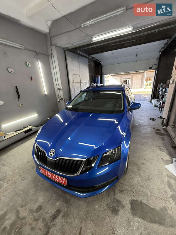 Универсал Skoda Octavia 2019 в Луцке