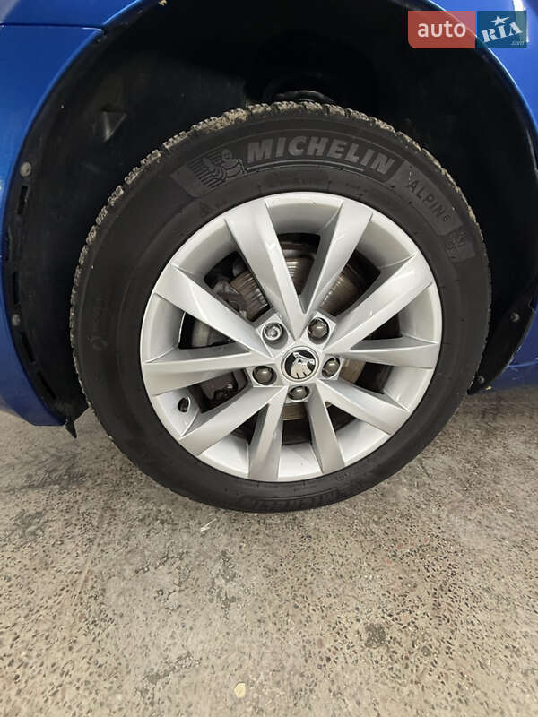 Универсал Skoda Octavia 2019 в Луцке