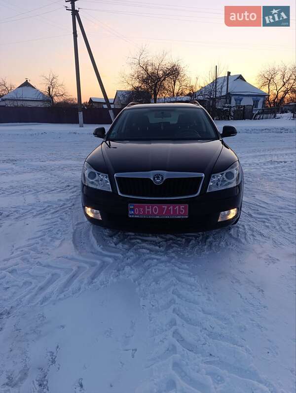 Универсал Skoda Octavia 2012 в Березане