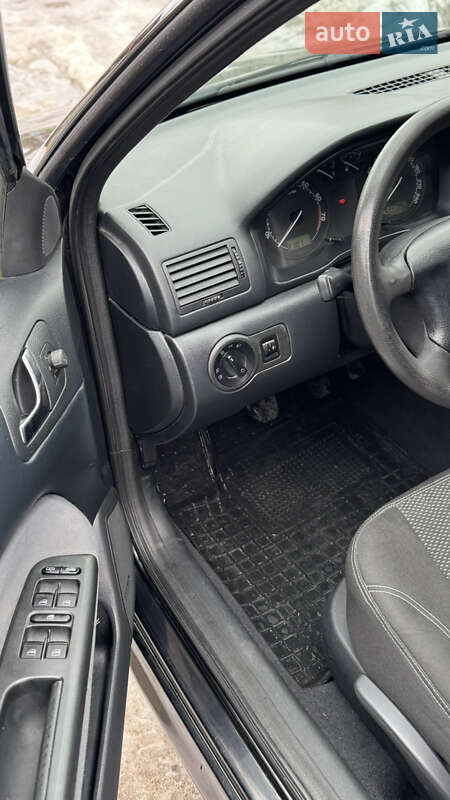 Лифтбек Skoda Octavia 2005 в Киеве