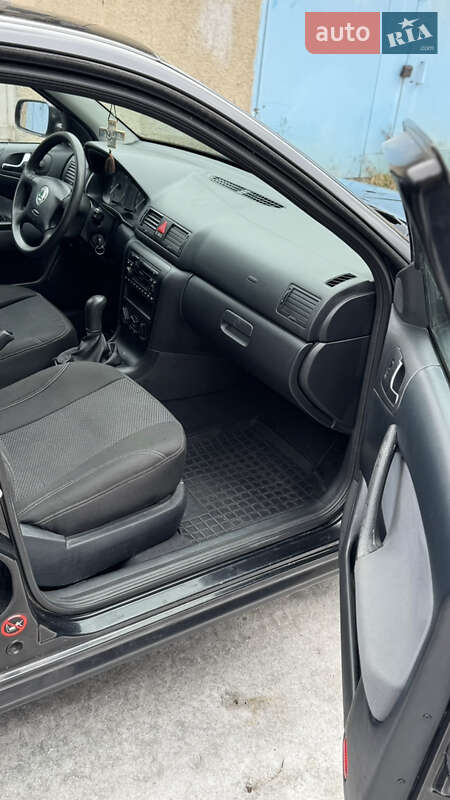 Лифтбек Skoda Octavia 2005 в Киеве